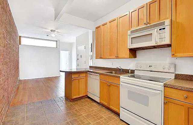 449 W 48th St Apt 3E - 449 West 48th Street, New York City, NY 10019 449 W 48th St Apt 3E - 449 West 48th Street, New York City, NY 10019