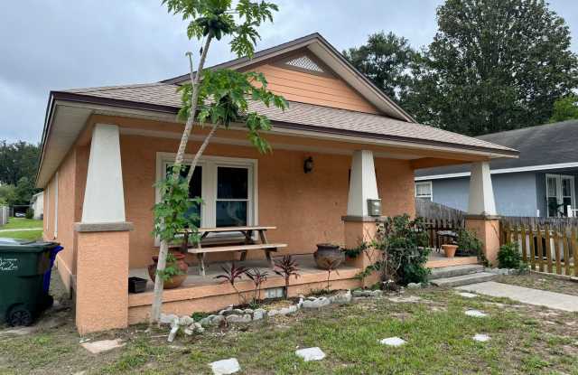 3 Bedroom 2 Bath in Lakeland Gallery 3