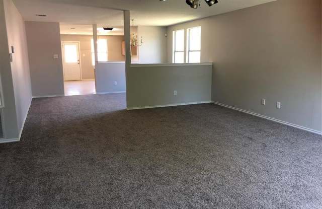 1005 Willow Tree Drive Gallery 2
