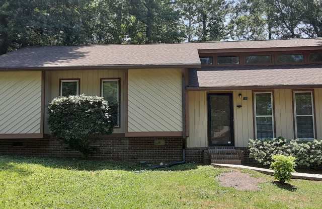 Lovely Three Bedroom Upgraded Home in Irmo Available NOW! photos photos