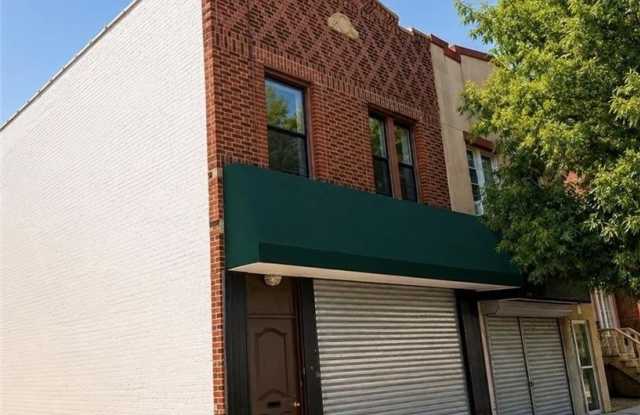 2500 65th Street Gallery 1