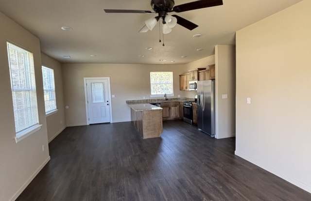 1702 Green Meadow Drive - B Gallery 2