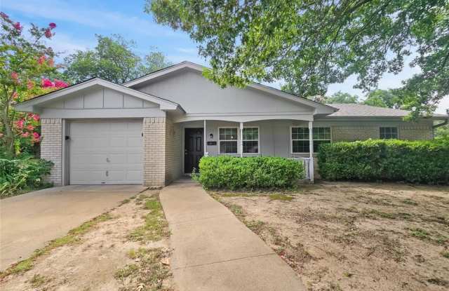 4009 Westerly Road - 4009 Westerly Road, Benbrook, TX 76116