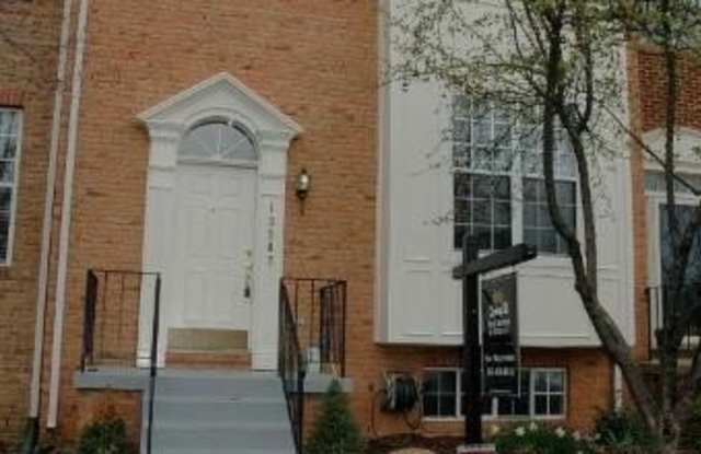 13207 ASHNUT Lane photos photos