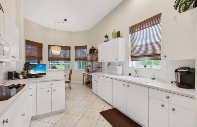 15845 Vivanco Street, Delray Beach, FL 33446 Gallery 4