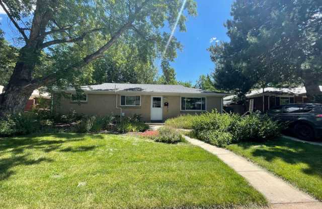 BOULDER HOME 5 BEDROOM, 3 FULL BATHS GREAT AREA! photos photos
