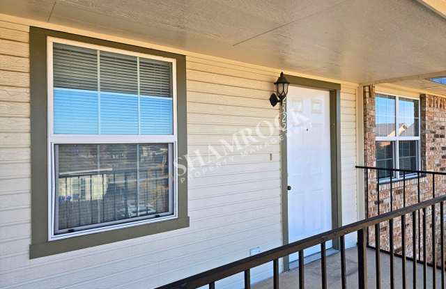 Cute 2 bedroom! photos photos