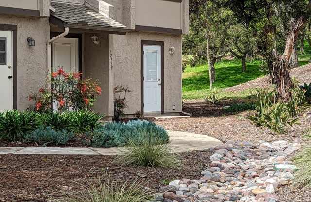 Upgraded 2 Story 2 Bed/1.5 Bath Condo photos photos