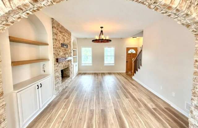 10696 Green River Road Gallery 3