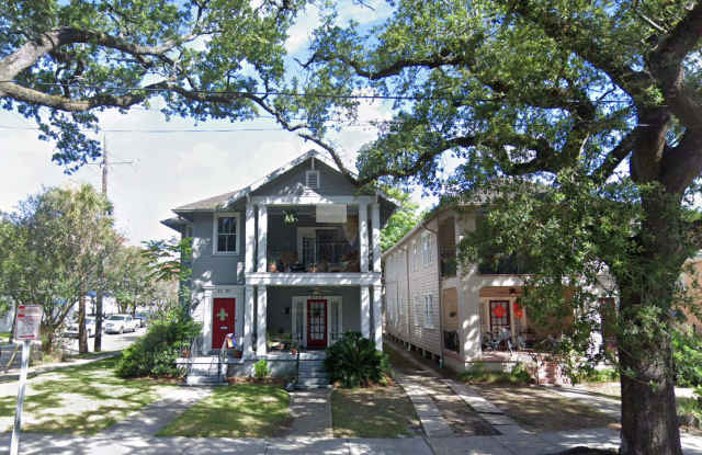 2102 South Carrollton Avenue photos photos