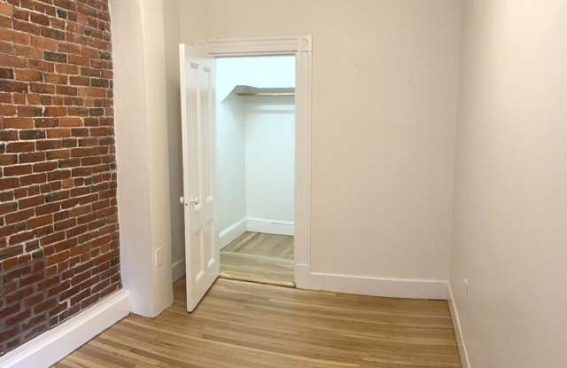174 Newbury St. Gallery 3