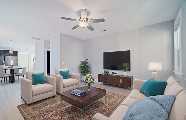 Peaceful Park Circle Retreat - 3966 Neomi Street, North Charleston, SC 29405