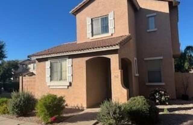 1961 E OXFORD Lane photos photos