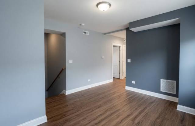 2717 N Rutherford Avenue Gallery 3