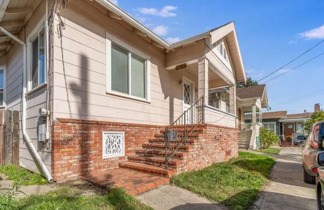 1611 Gould Court - 2 bedroom | 1 bath | Single family home - 1611 Gould Court, Alameda, CA 94501