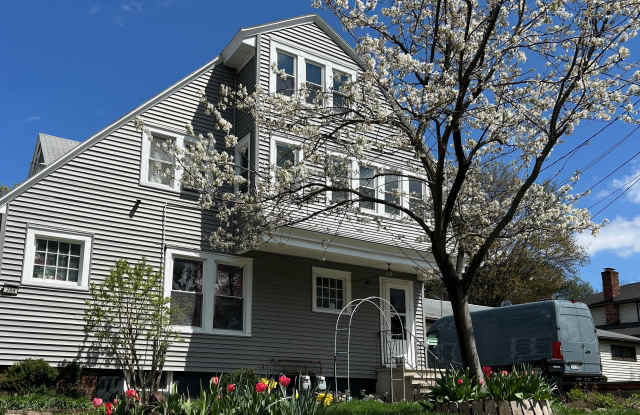 286 Ross Park photos photos