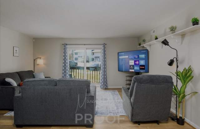 892 S Ridge Ct Gallery 4