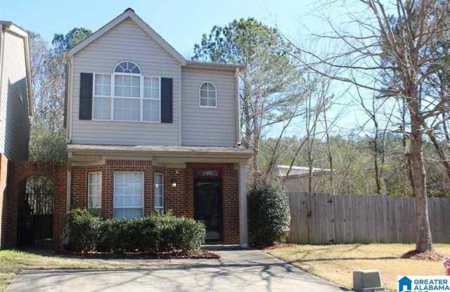 200 CALLOWAY LANE - 200 Calloway Lane, Pelham, AL 35124