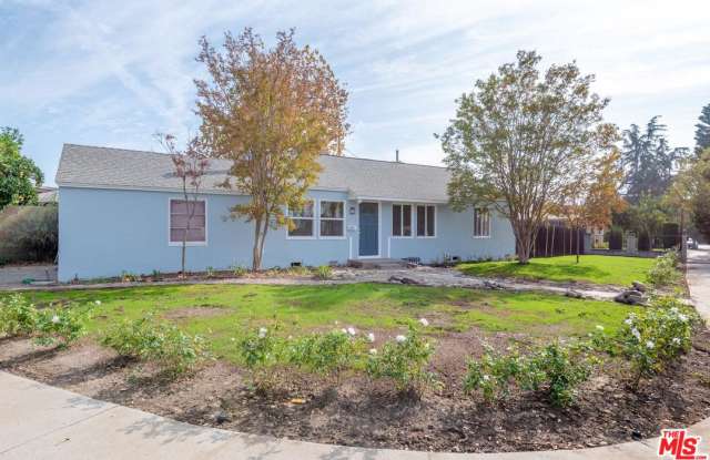 6324 GOODLAND Avenue Gallery 2