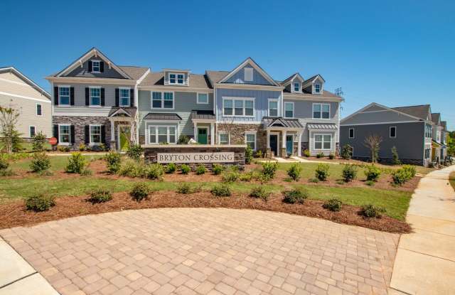 Location!! BEAUTIFUL 3 Bedroom 2.5BTH Townhome in the highly sought after Bryton neighborhood in Huntersville photos photos