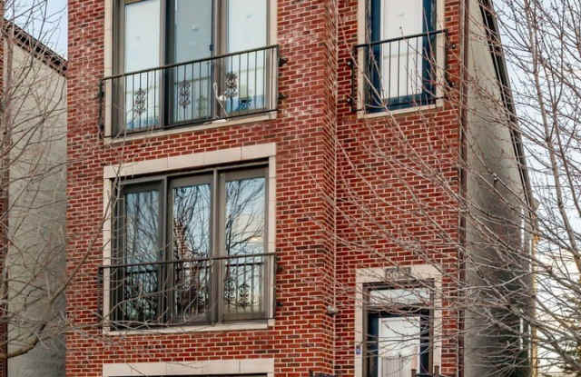 6641 W BELMONT Avenue unit: 2 photos photos