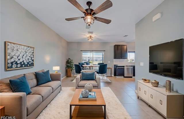 3935 Cherrybrook Loop Gallery 2