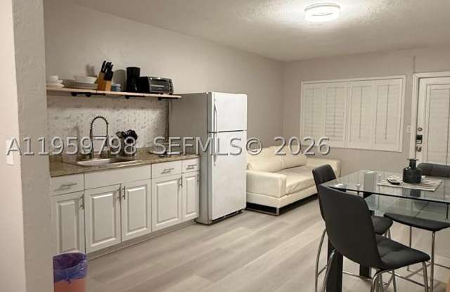 4201 Indian Creek Dr Gallery 3