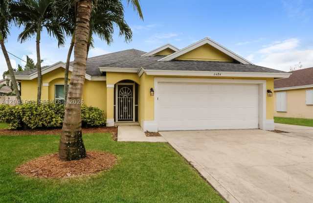 6484 Robinson St photos photos