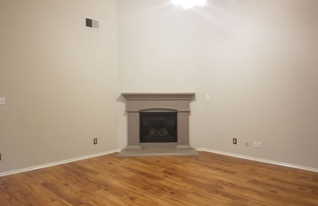 8601 Fernhill Drive Gallery 3