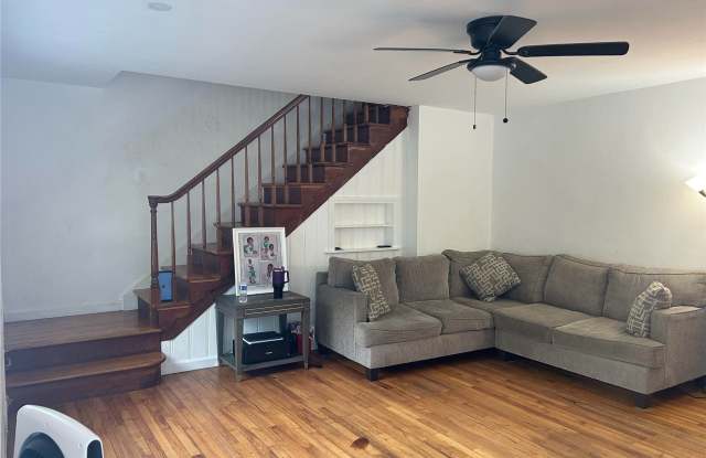 129 Half Hollow Road Gallery 3
