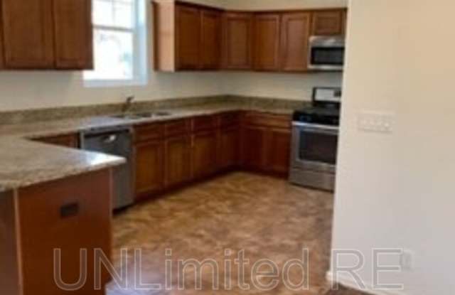 2443 West Pikes Peak Drive Gallery 3