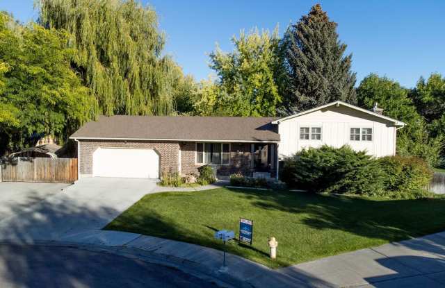Spacious 5 Bed, 3 Bath Home for Rent in Idaho Falls! photos photos