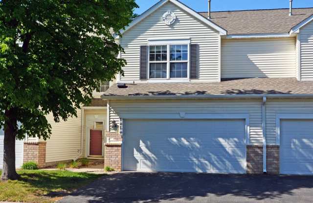 Beautiful 3-Bed 3-Bath Townhouse in Shakopee - Available Now! photos photos