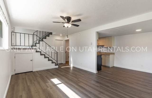 169 Starcrest Dr photos photos