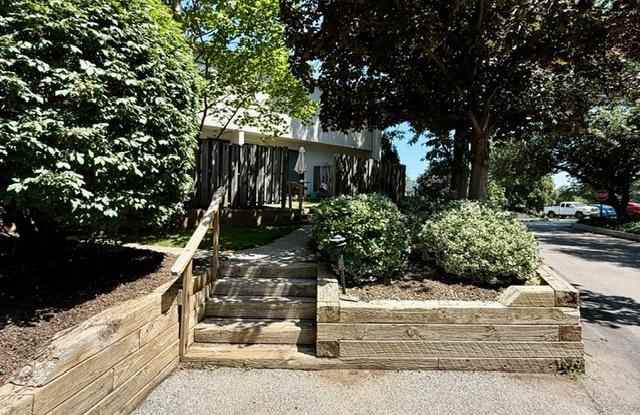 297 SUMMIT HOUSE Gallery 3