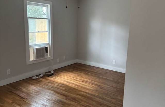 2918 Lexington Gallery 3