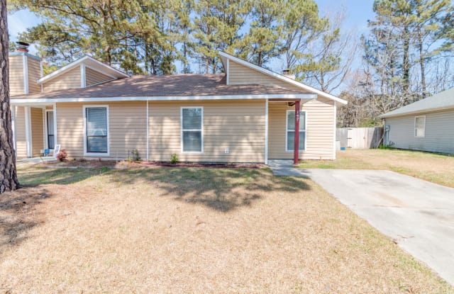 147 Village Circle - 147 Village Circle, Jacksonville, NC 28546