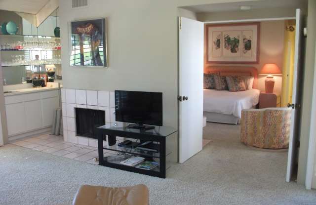 107 Racquet Club Drive Gallery 4