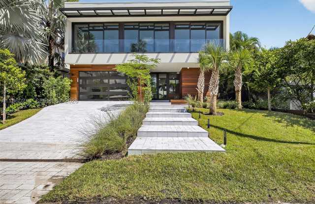 620 Solar Isle Dr Gallery 2