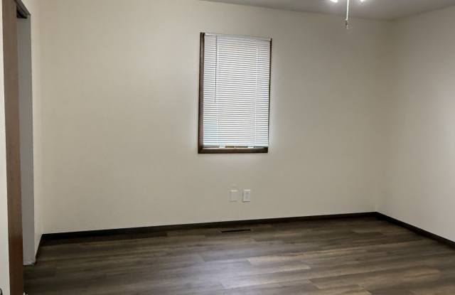 2600 Adams Street - 3 Gallery 3