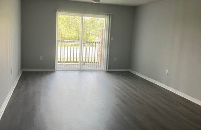 2206 Carillon Place Gallery 2