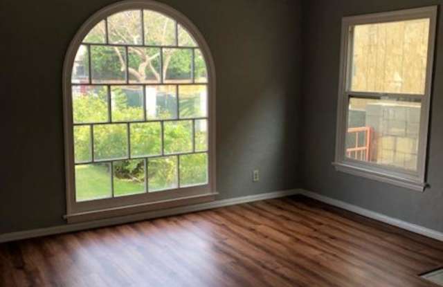 1606 South HOLT Avenue Gallery 4