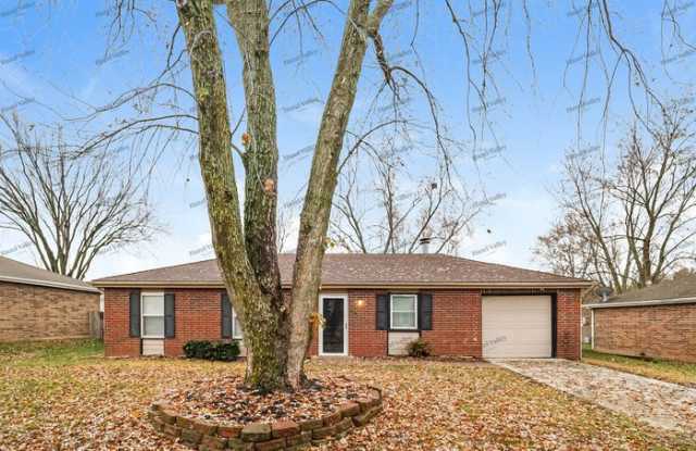 819 Northeast Pollard Street - 819 Northeast Pollard Street, Lee's Summit, MO 64086