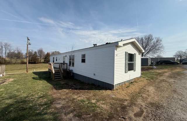 2 Bed 1 Bath Highlandville, MO photos photos