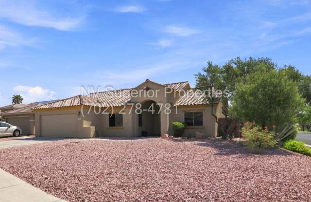 SE!! Stallion Mountain!! Gated!!! Single Story Home!! No Carpets!!! Covered patio!! Water Conditioner!! Gallery 4