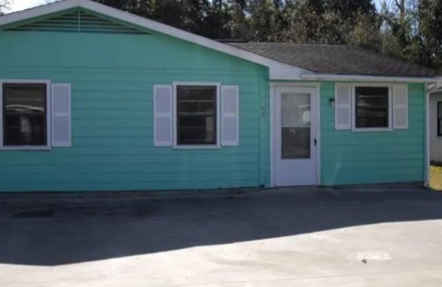 New Remodel Unit! - 2007 Lincoln Drive, Orange, TX 77630