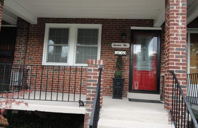 1610 SE FORT DUPONT STREET SE Gallery 2