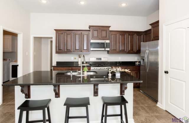 4392 Olivia Dr Gallery 2