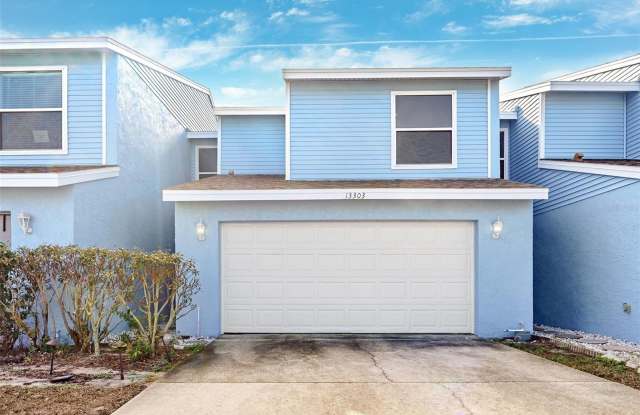 13303 ARENA PLACE photos photos