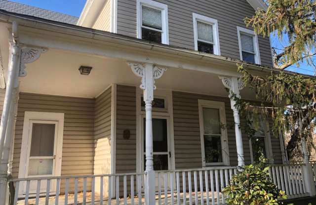 10205 CROOM ROAD Gallery 3